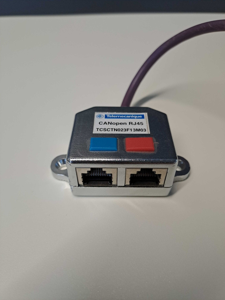 TÉLÉMÉCANIQUE  TCSCTN023F13M03