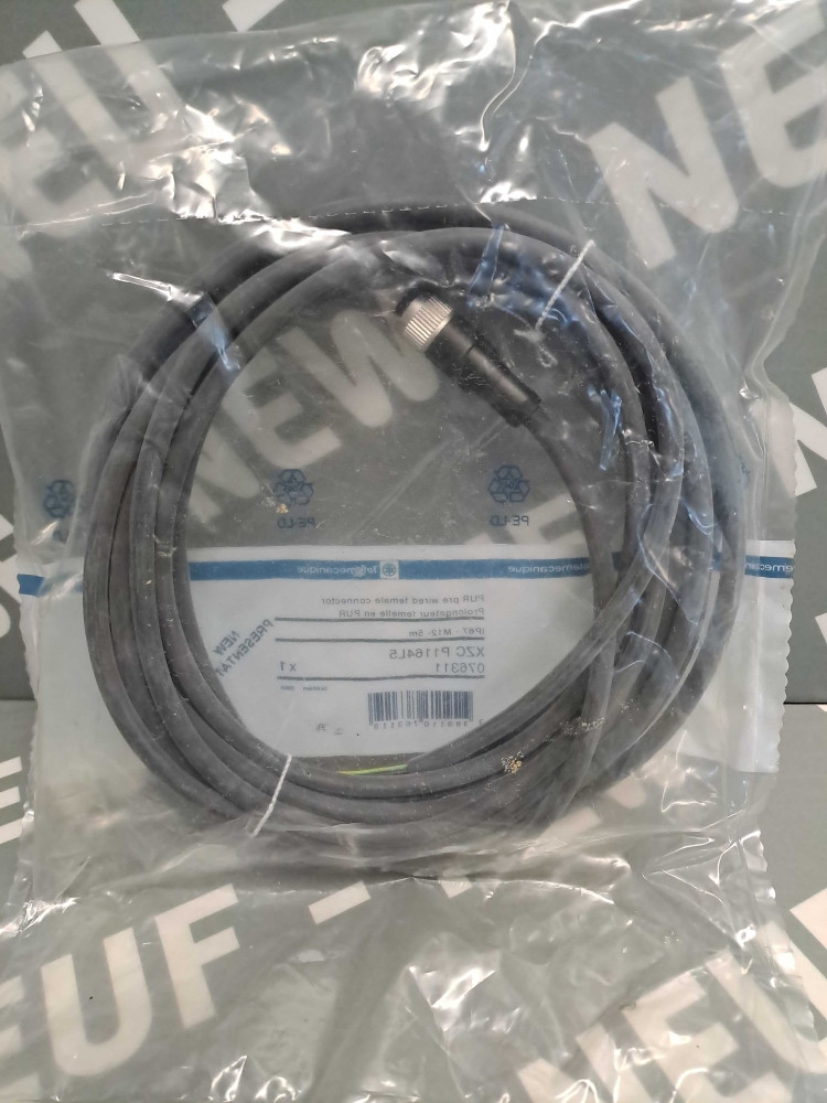 TÉLÉMÉCANIQUE  XZCP1164L5