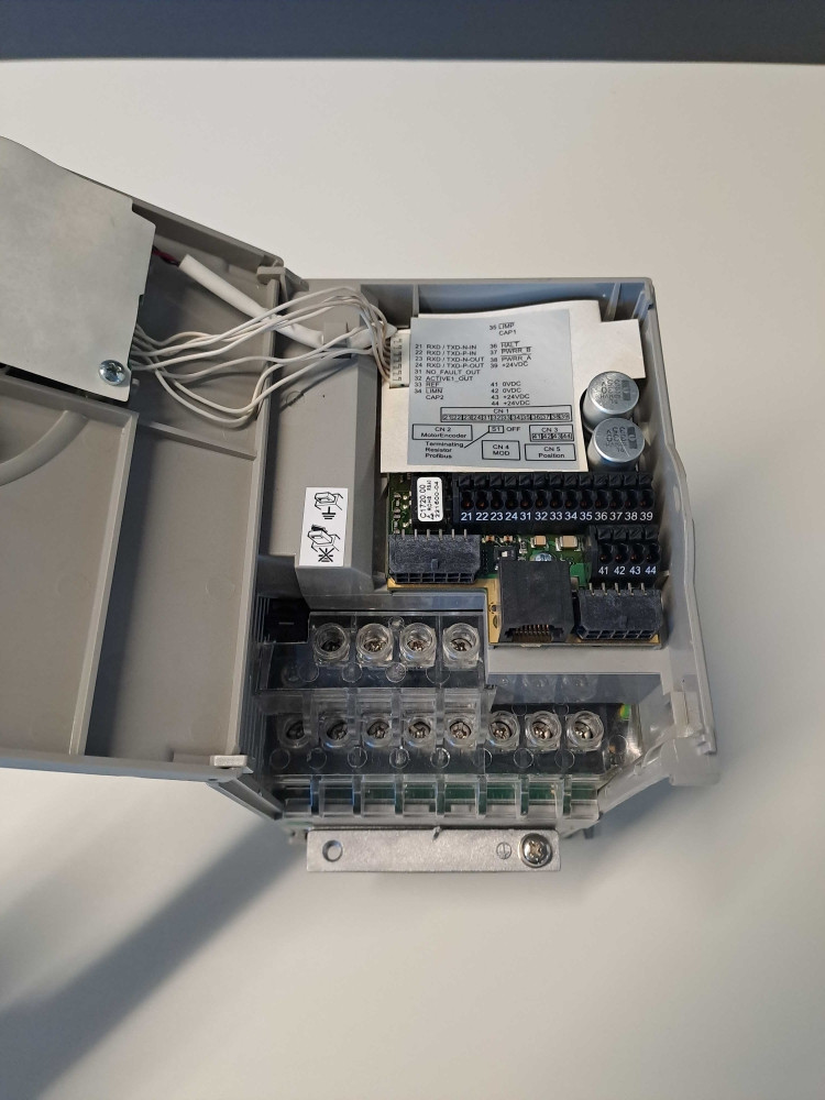 SCHNEIDER  LXM05BD14N4