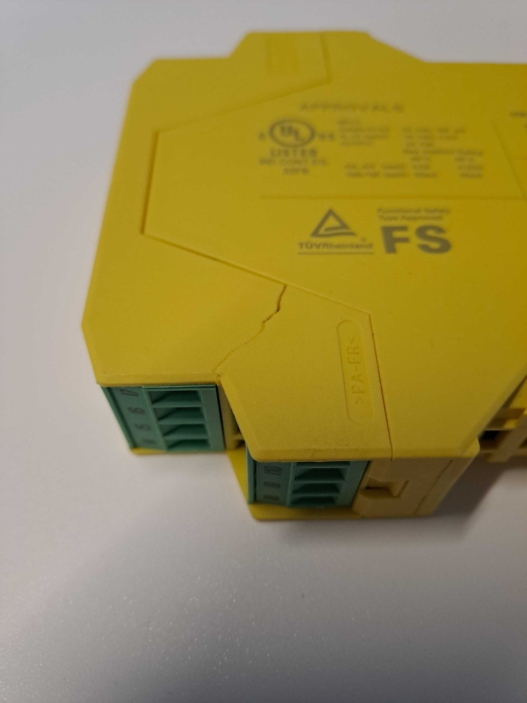 PHOENIX CONTACT  2986038