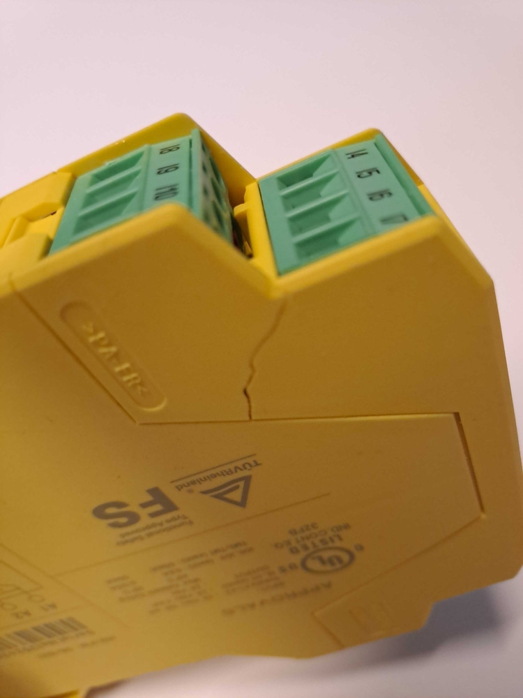 PHOENIX CONTACT  2986038