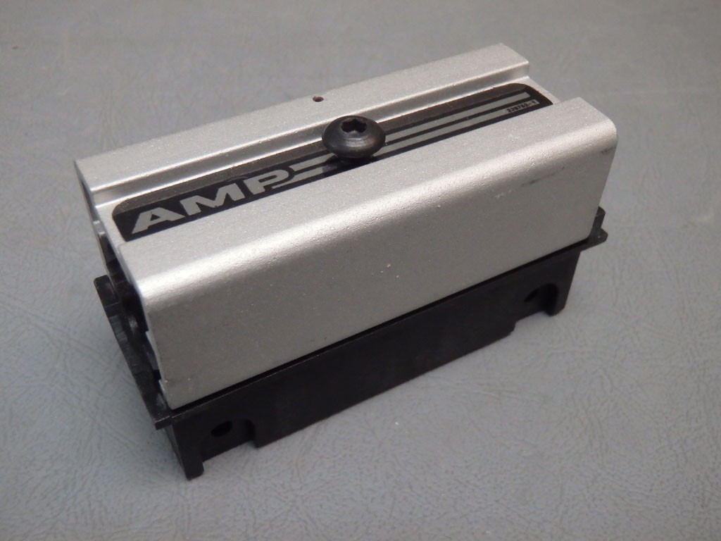 AMP 228752-1