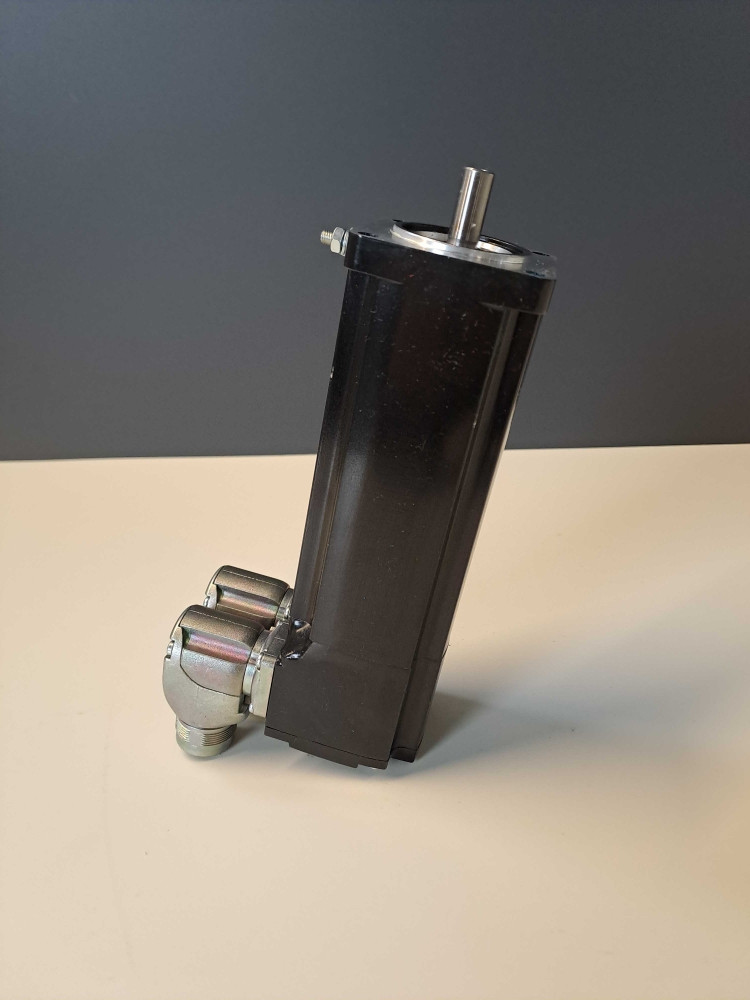 SCHNEIDER  BSH0553P01A2A