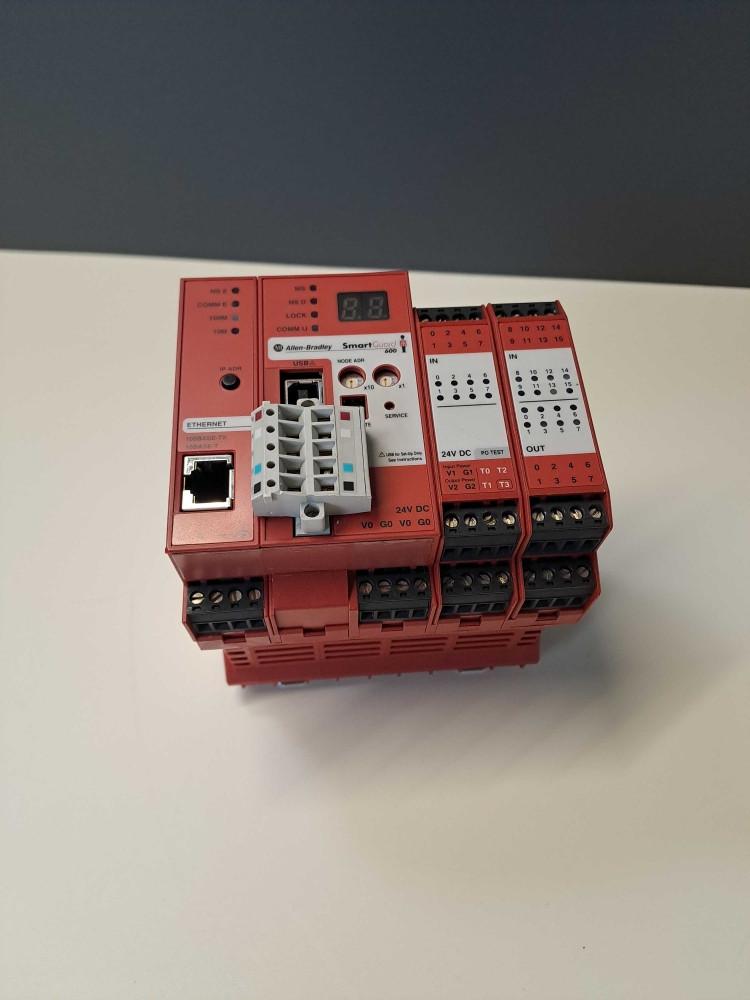 ALLEN-BRADLEY  1752-L24BBBE