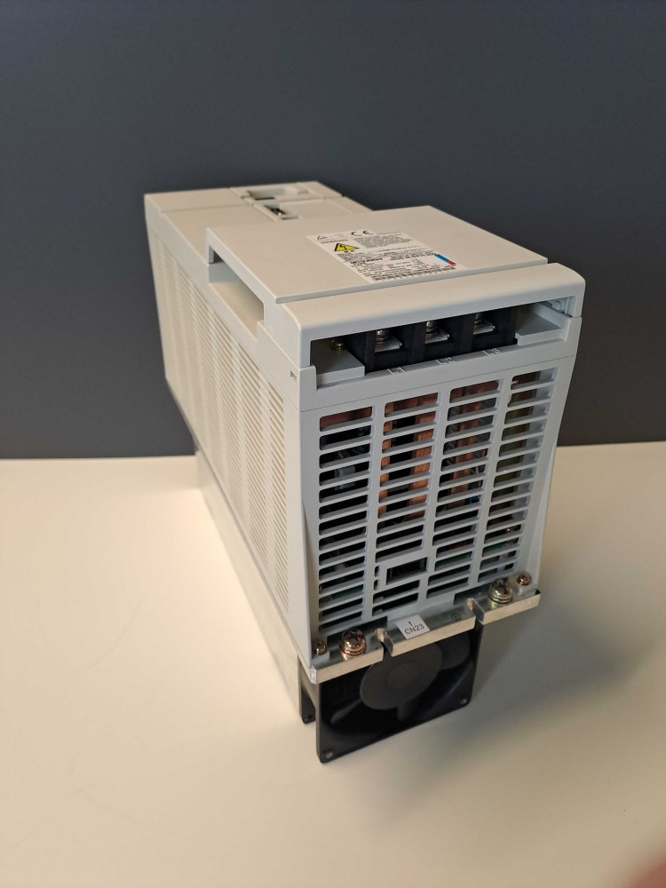 MITSUBISHI  MDS-B-SPH-300