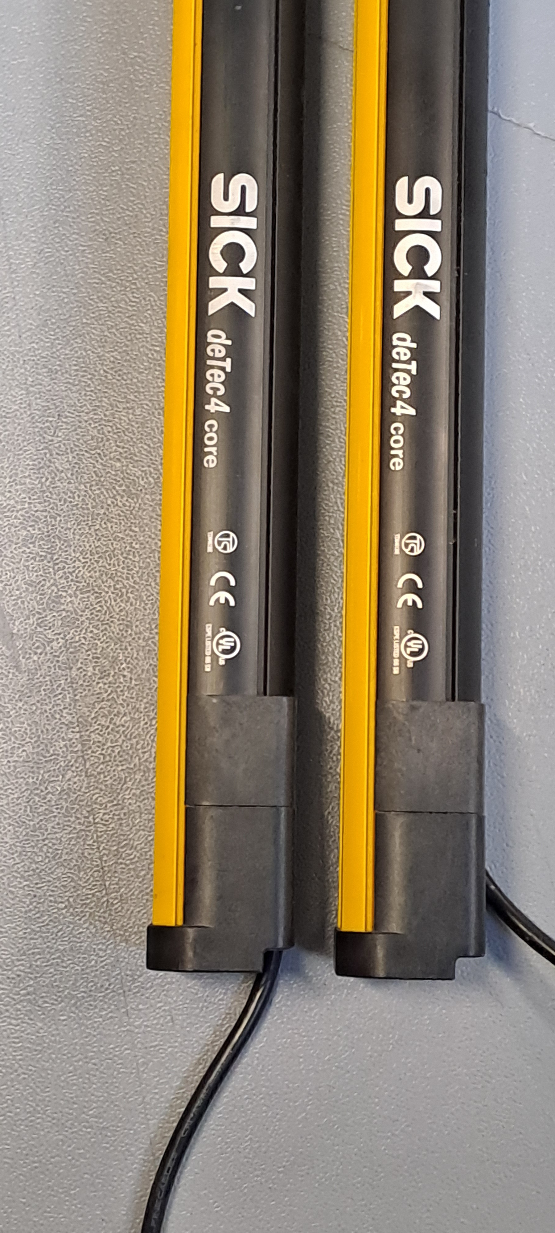 SICK  C4C-SA18030A10000 + C4C-EA18030A10000