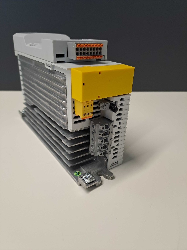 LENZE  I55AE175F1AV10000S