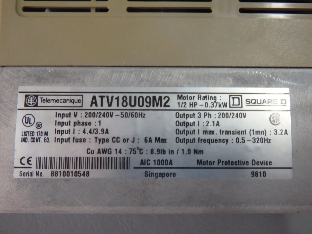 TÉLÉMÉCANIQUE  ATV18U09M2