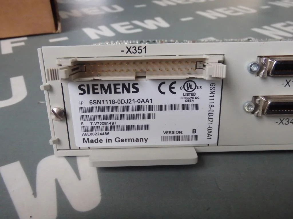 SIEMENS 6SN1118-0DJ21-0AA1