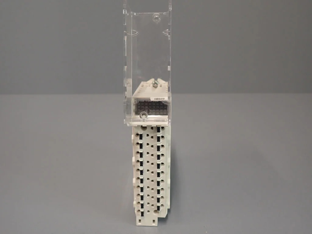 SCHNEIDER  BMXAMI0410