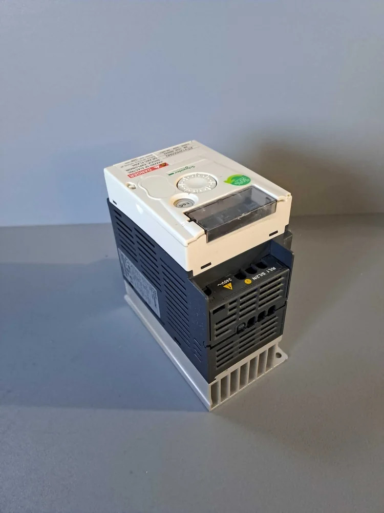 SCHNEIDER  ATV12H055M2