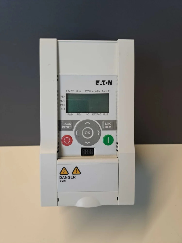 EATON  MMX12AA4D8F00