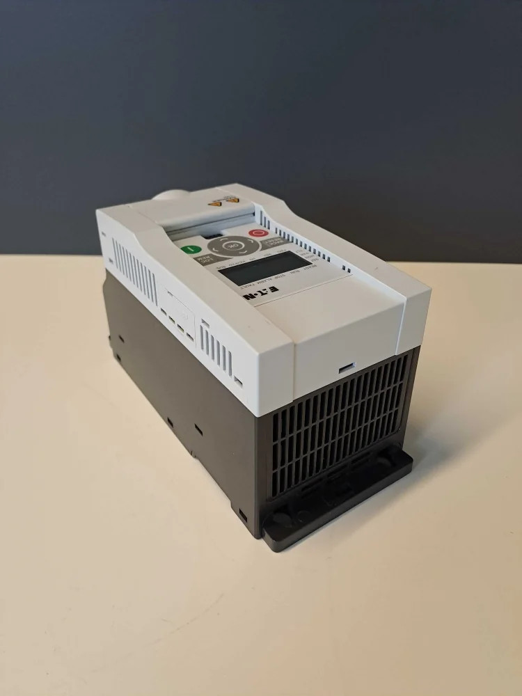 EATON  MMX12AA4D8F00