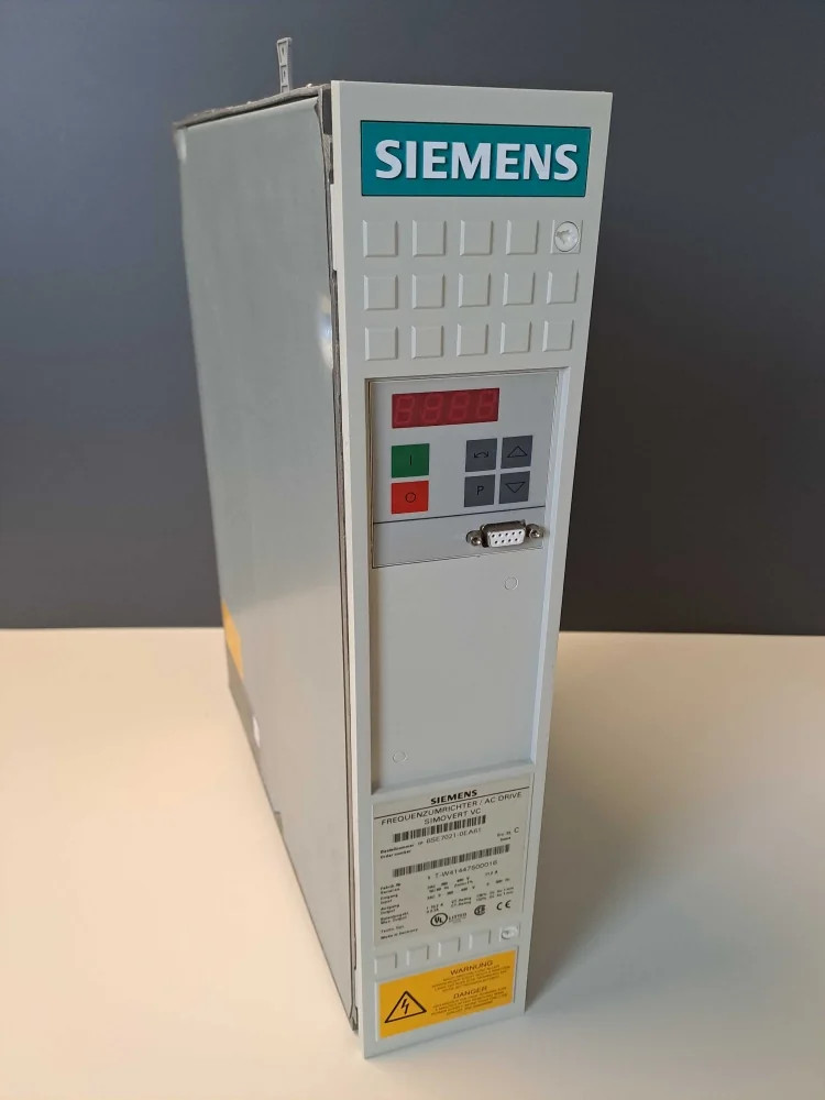 SIEMENS 6SE7021-0EA61