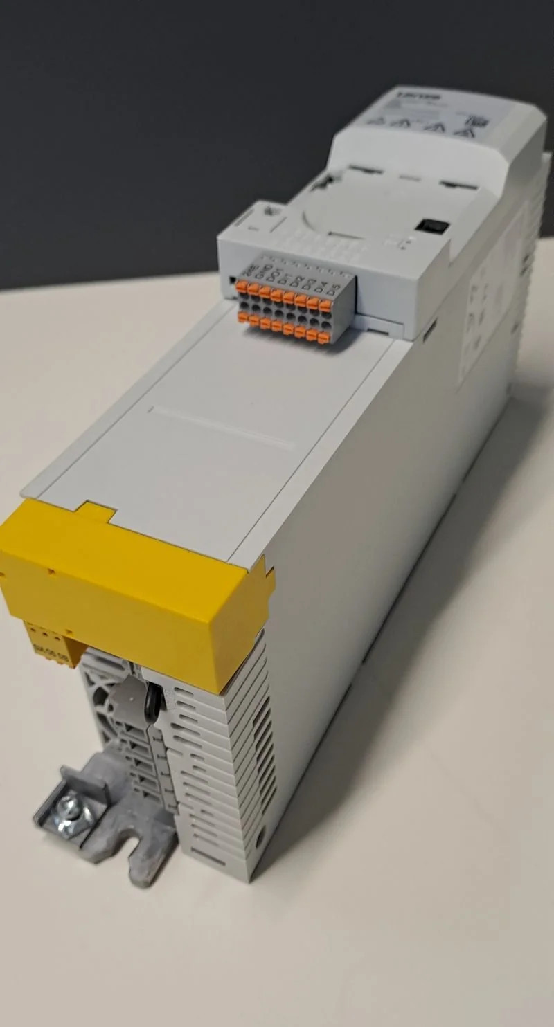 LENZE  I55AE211F1AV10000S