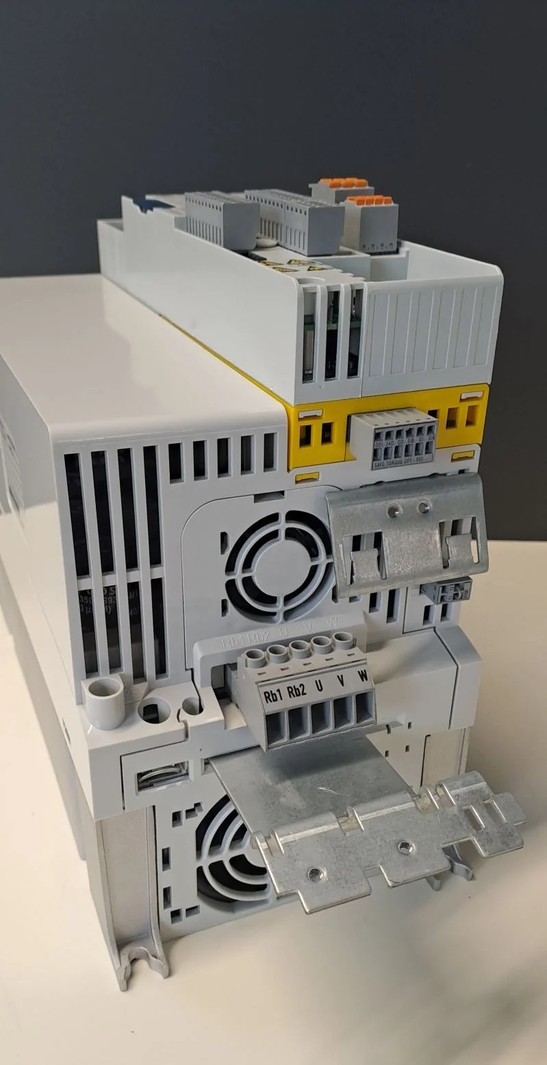 LENZE  E84AVTCE4024SB0