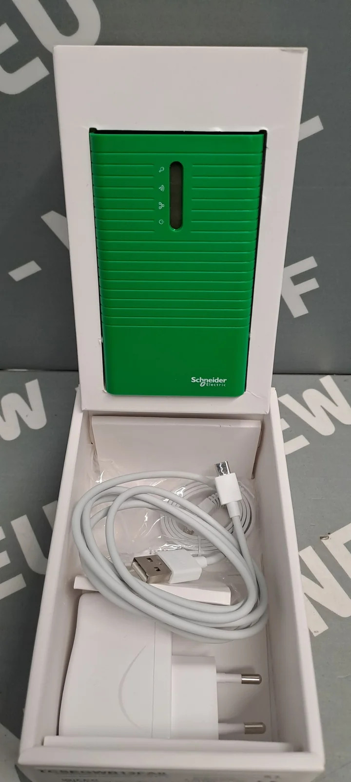 SCHNEIDER  TCSEGWB13FA0