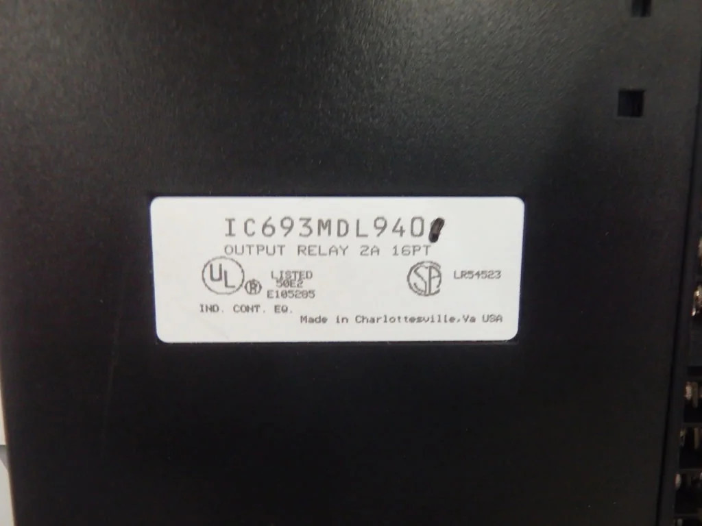 GE FANUC  IC693MDL940