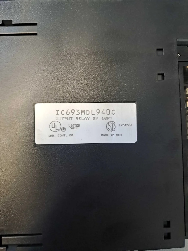 GE FANUC  IC693MDL940