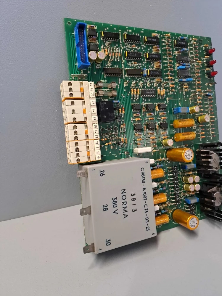 SIEMENS C98043-A1045-L3