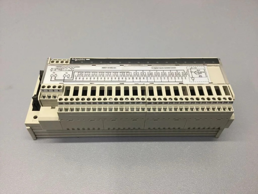 SCHNEIDER  ABE7-S16E2B1