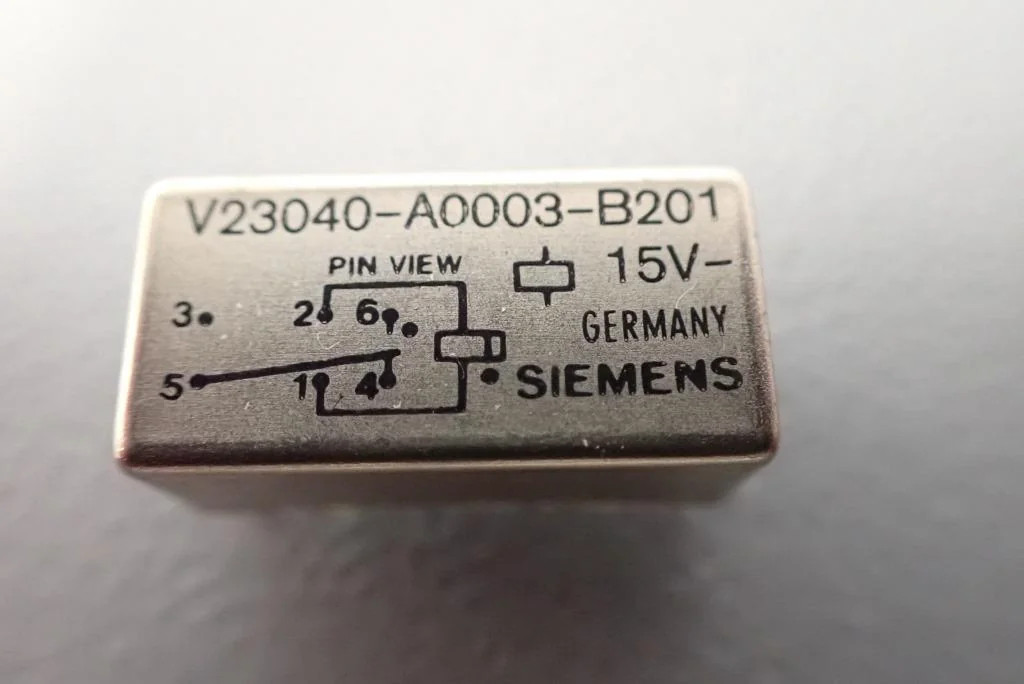 SIEMENS V23040-A0003-B201