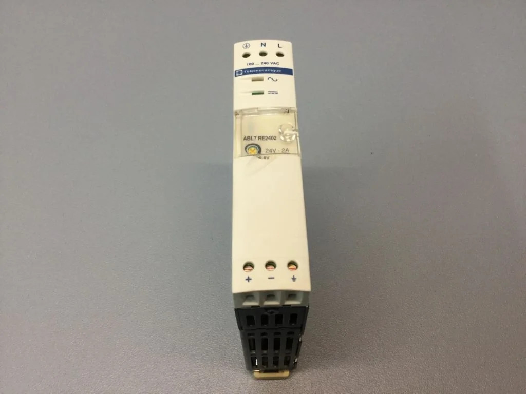 TÉLÉMÉCANIQUE  ABL7RE2402