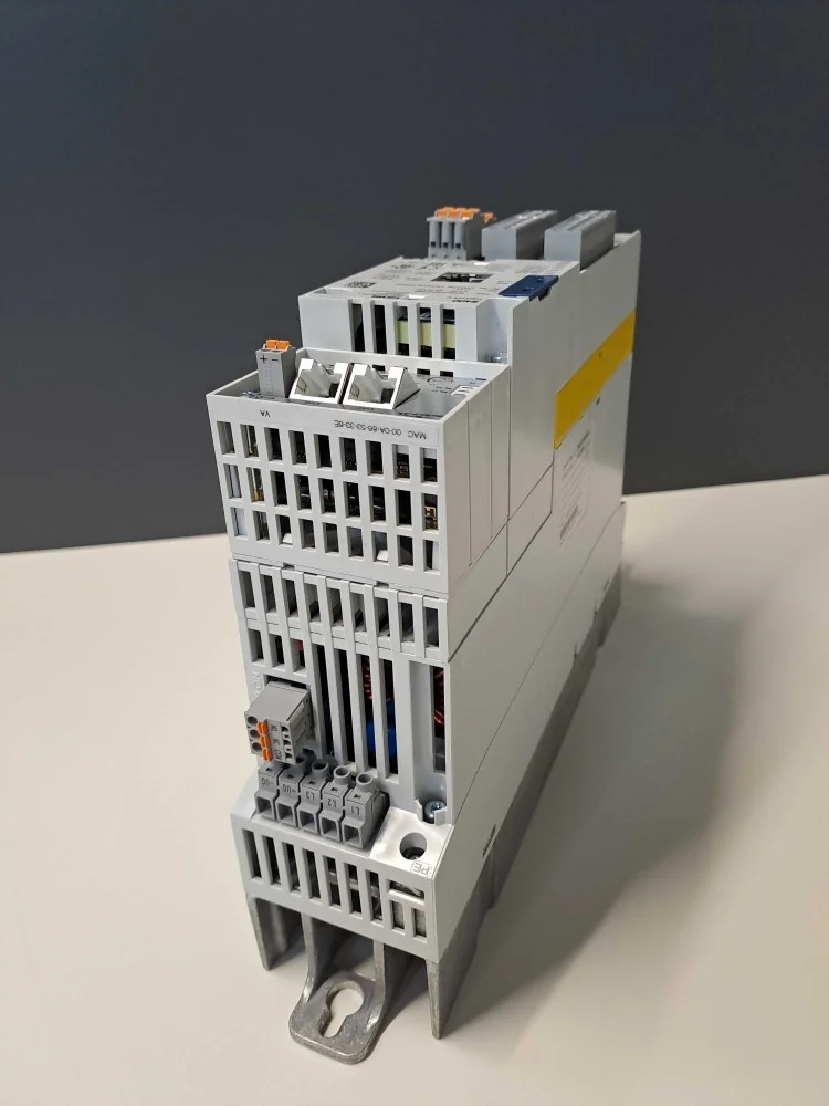 LENZE  E84AVTCE3024SBS