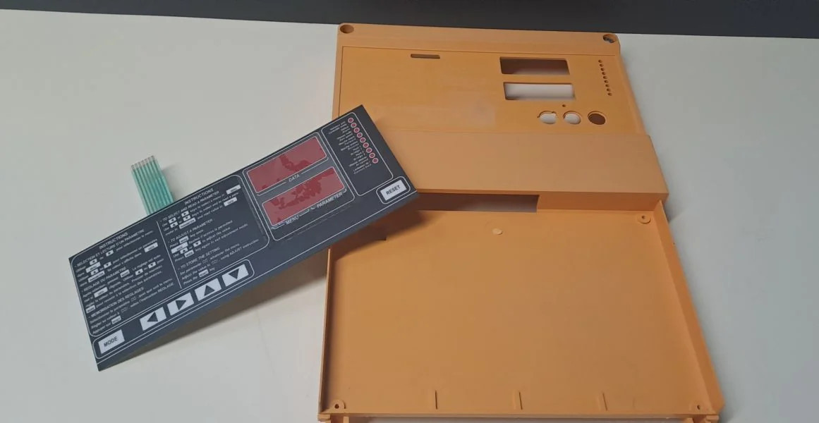 CLAVIER DIVERS PLASTIC MENTORII + CLAVIER