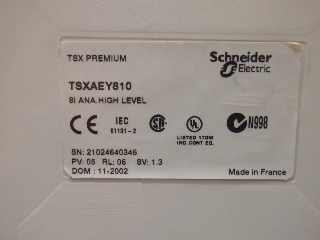 SCHNEIDER  TSXAEY810