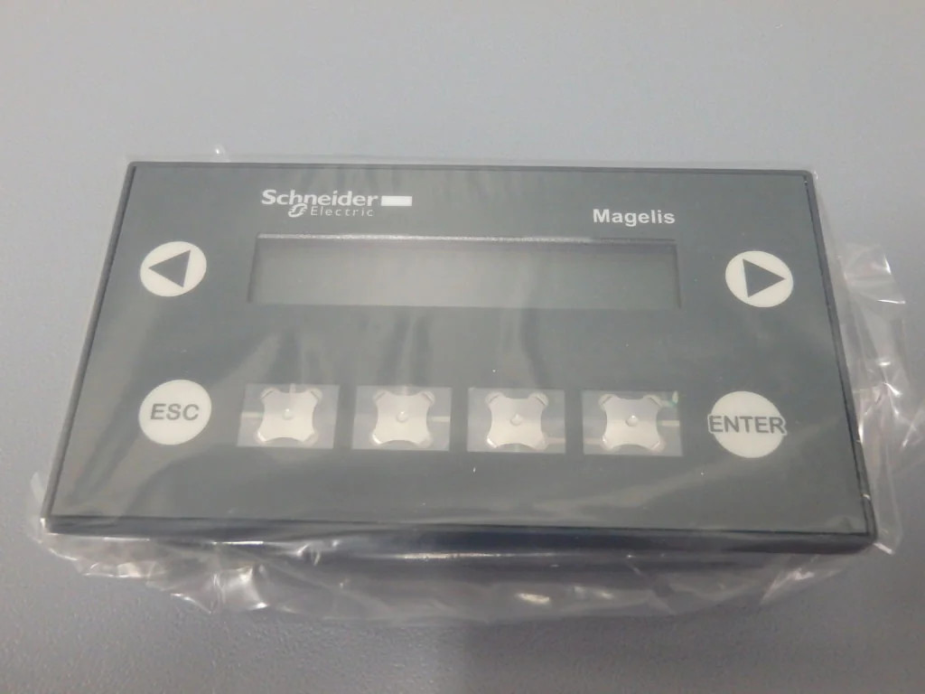 TÉLÉMÉCANIQUE  XBT-N200