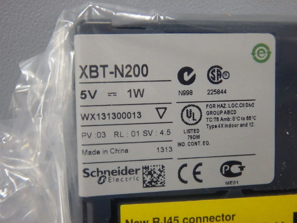 TÉLÉMÉCANIQUE  XBT-N200