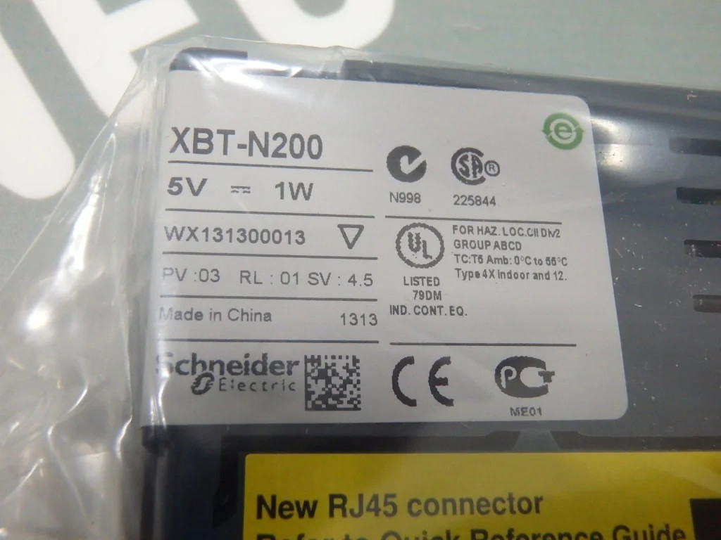 TÉLÉMÉCANIQUE  XBT-N200