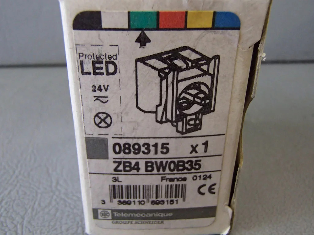 TÉLÉMÉCANIQUE  ZB4BW0B35