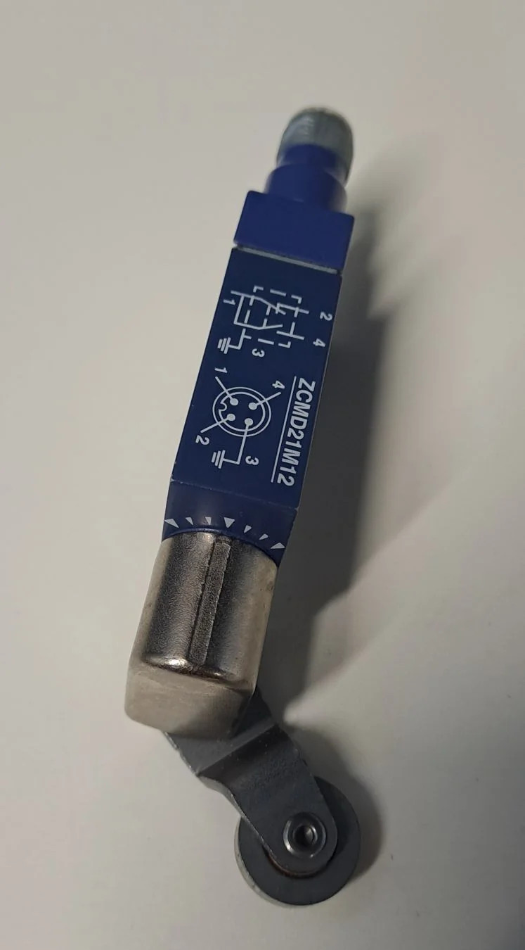 TÉLÉMÉCANIQUE  ZCMD21M12