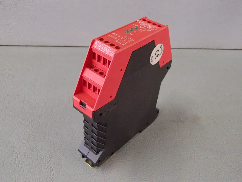 TÉLÉMÉCANIQUE  XPSAF5130