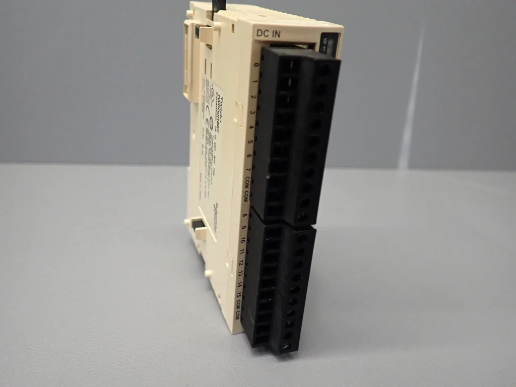 SCHNEIDER  TWDDDI16DT