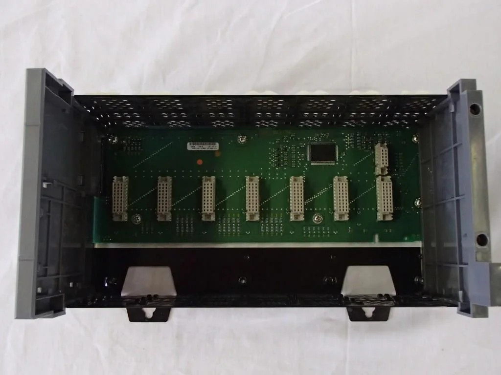 ALLEN BRADLEY  1746-A7