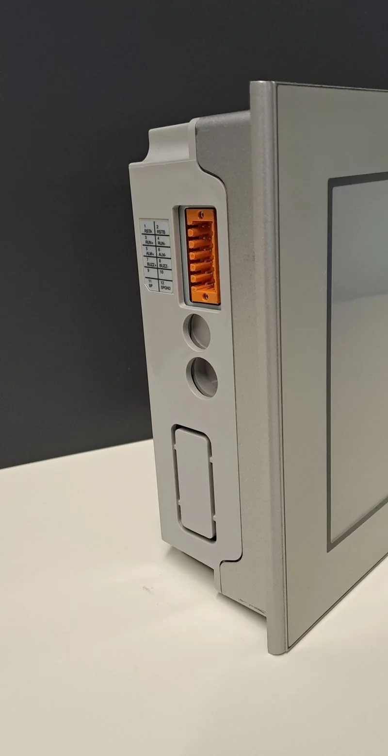 PROFACE  AGP3400-T1-D24