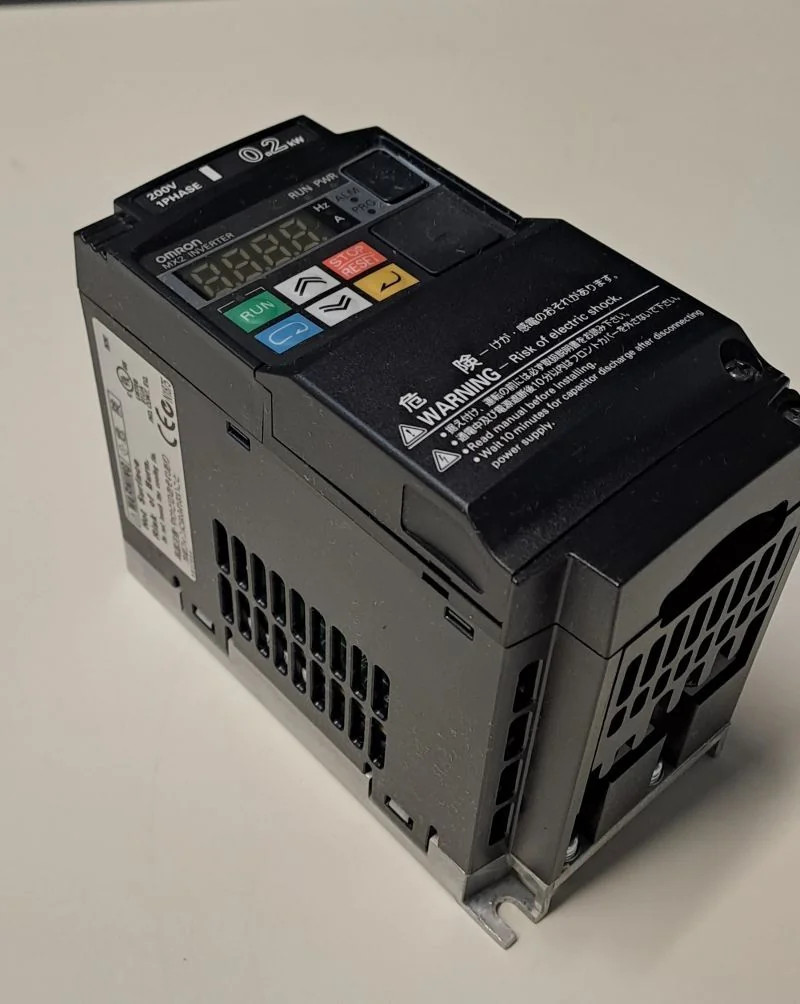 OMRON  3G3MX2-AB002-E