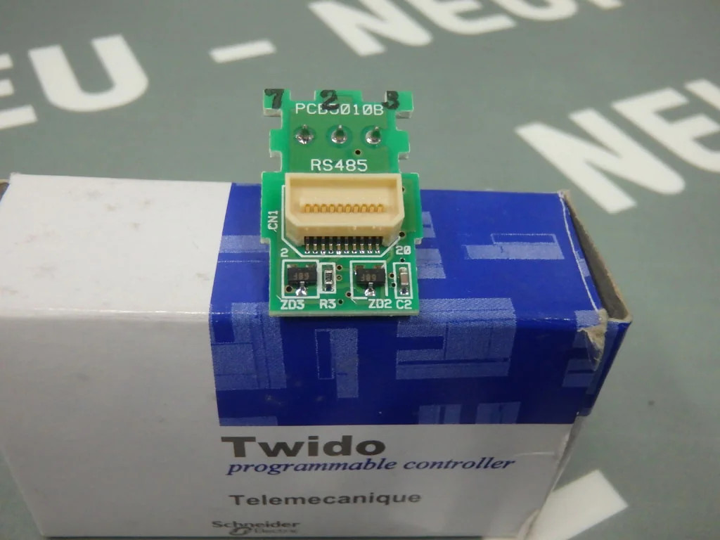 SCHNEIDER  TWDNAC485T