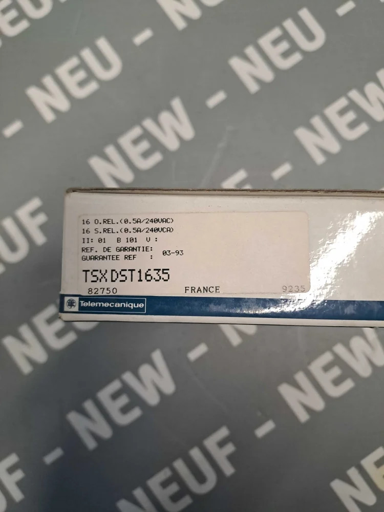 TÉLÉMÉCANIQUE  TSXDST1635