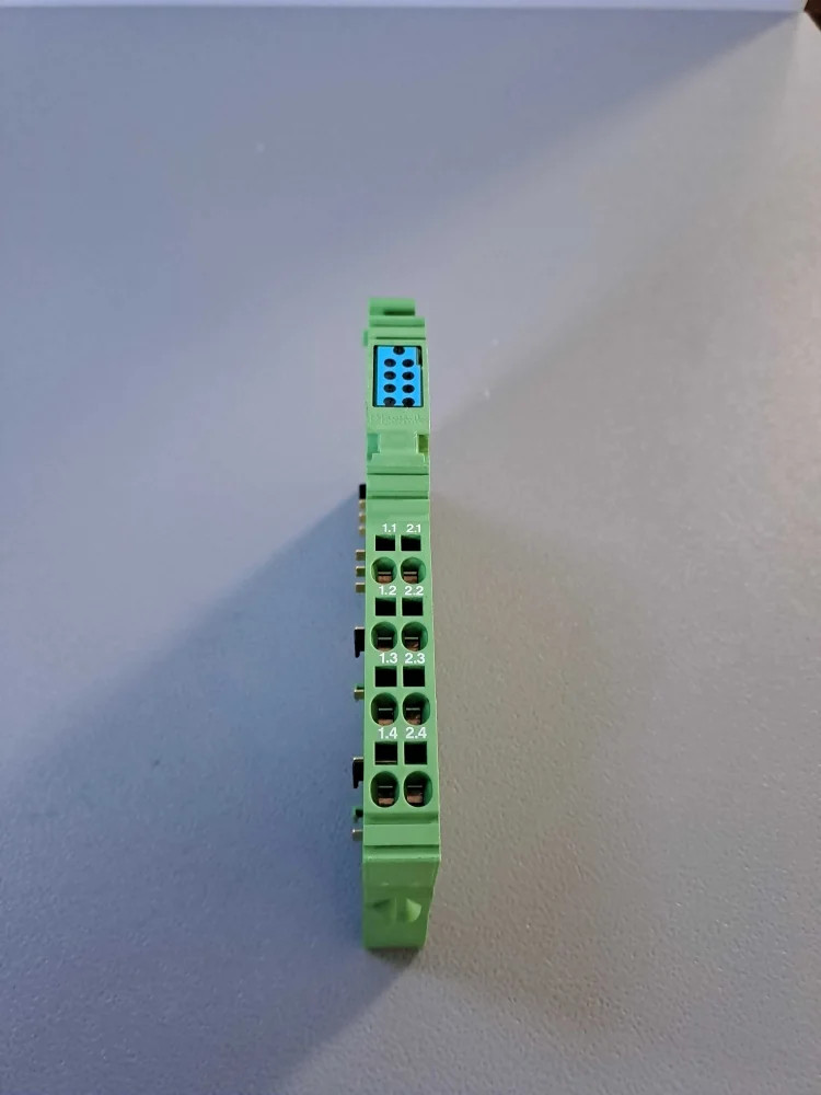 PHOENIX CONTACT  2700173