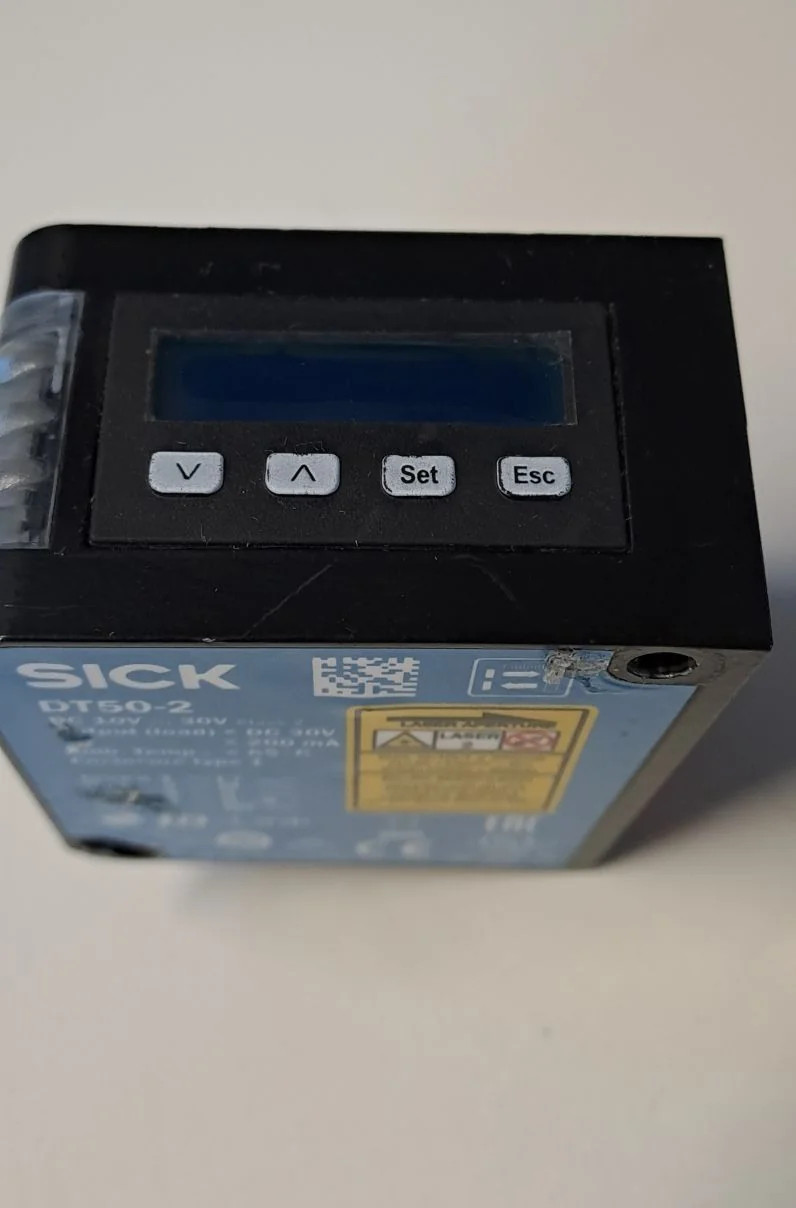SICK  DT50-2B215252