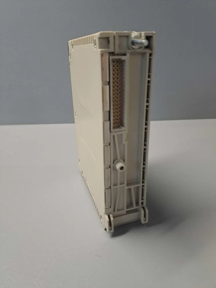 SCHNEIDER  TSXPSY2600