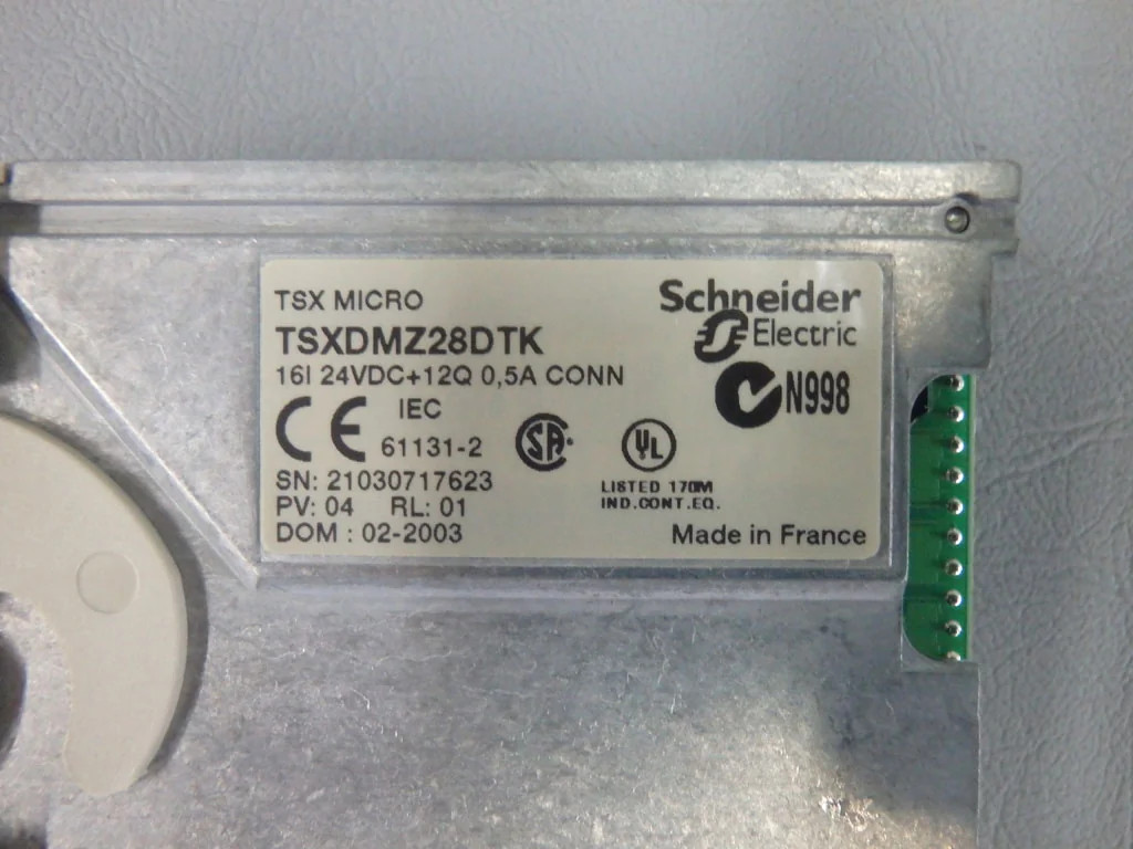 TÉLÉMÉCANIQUE  TSXDMZ28DTK