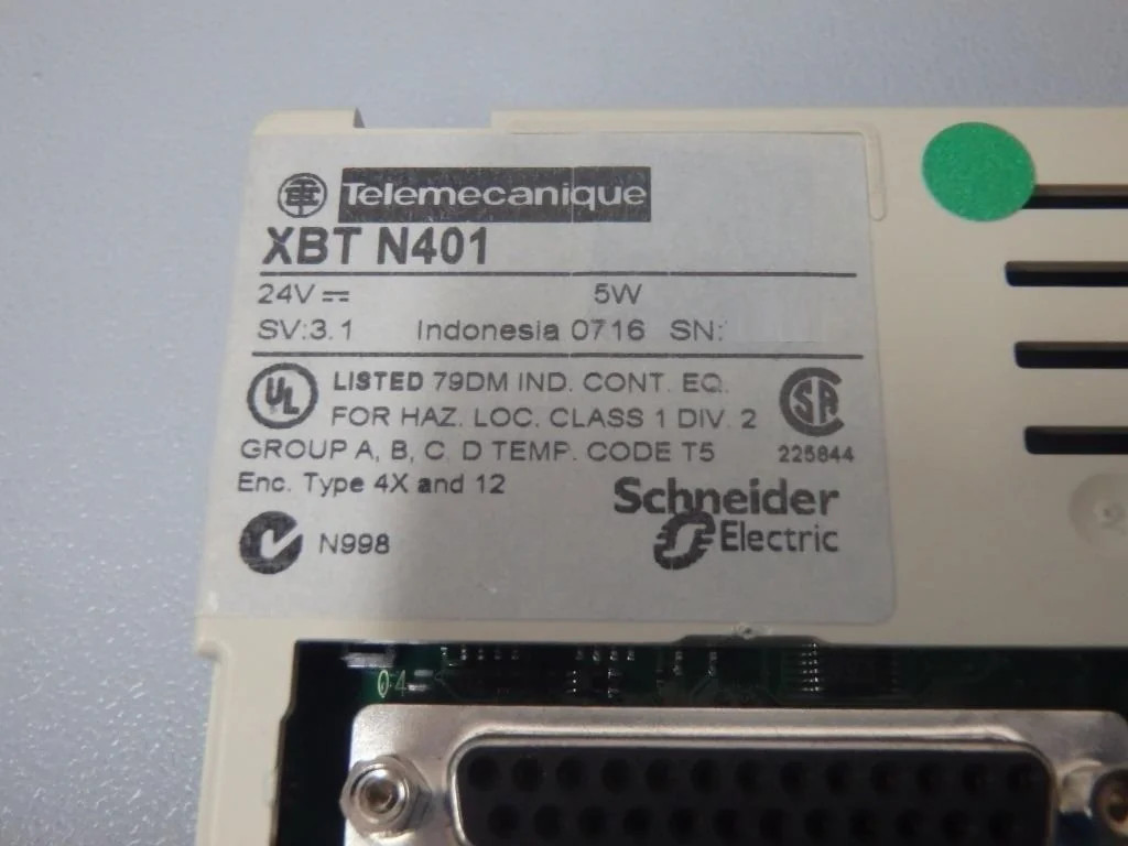 TÉLÉMÉCANIQUE  XBTN401