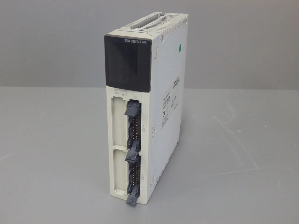 SCHNEIDER  TSXDEY32D2K