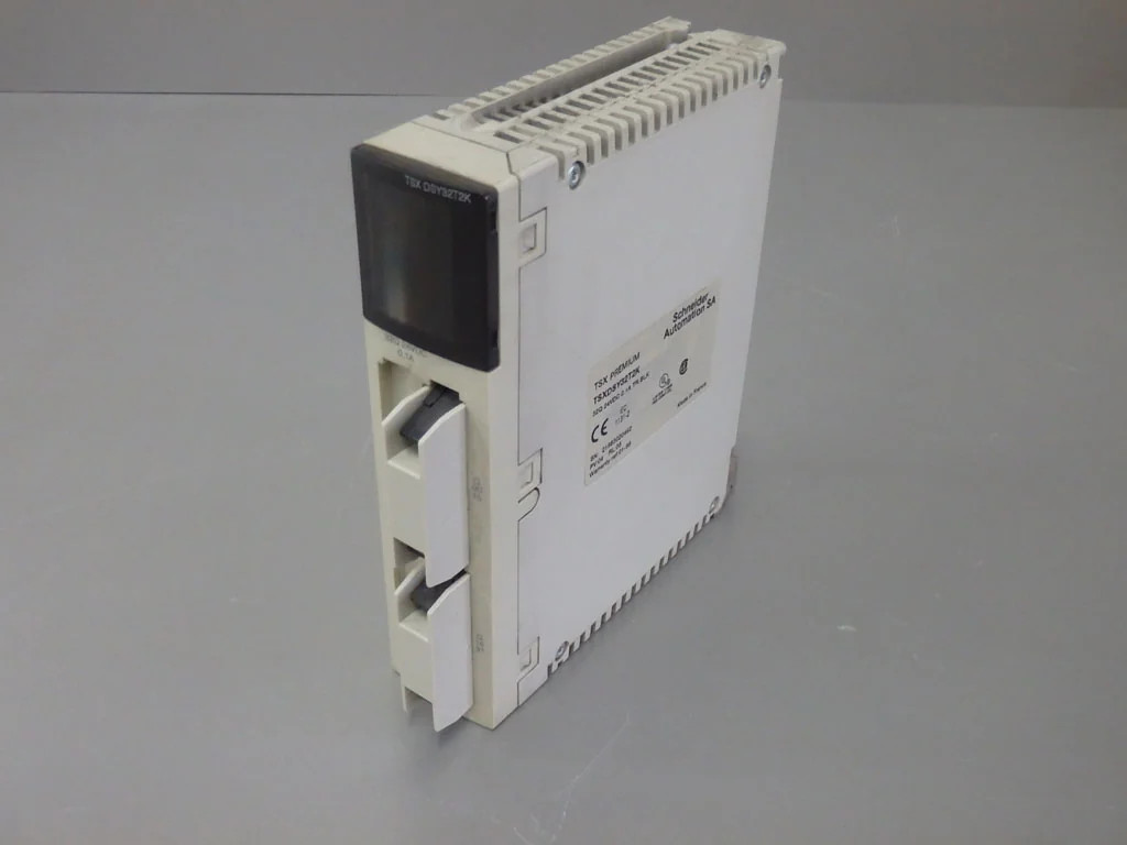 SCHNEIDER  TSXDSY32T2K
