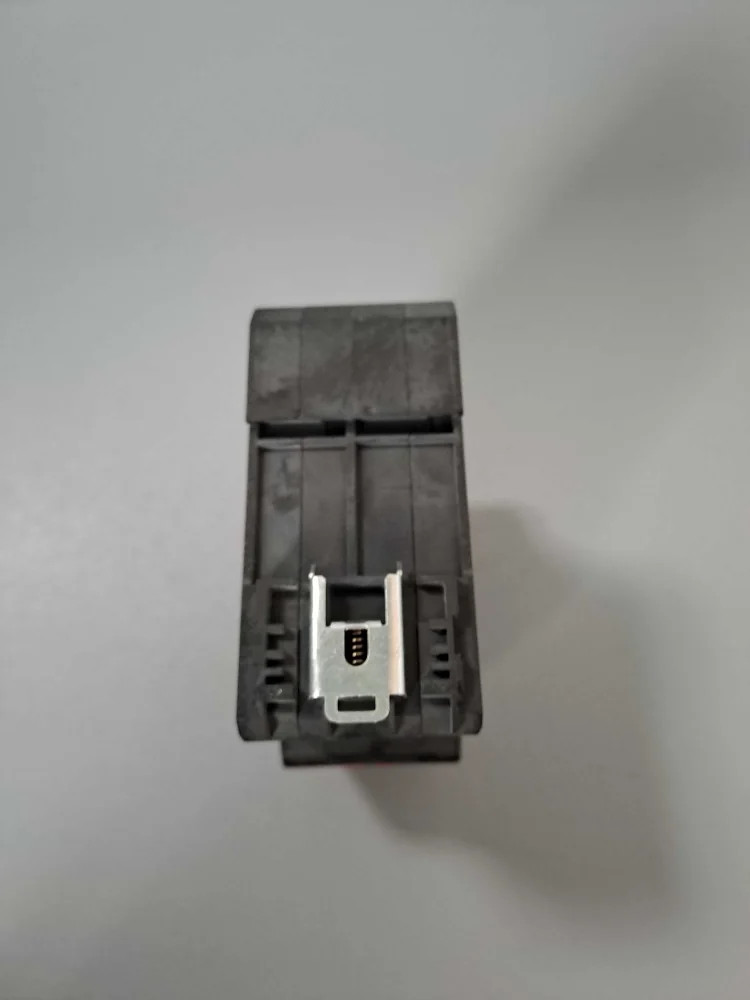 SCHNEIDER  XPSAV11113